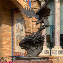 Sculpture d&#39;aigle en métal de haute qualité